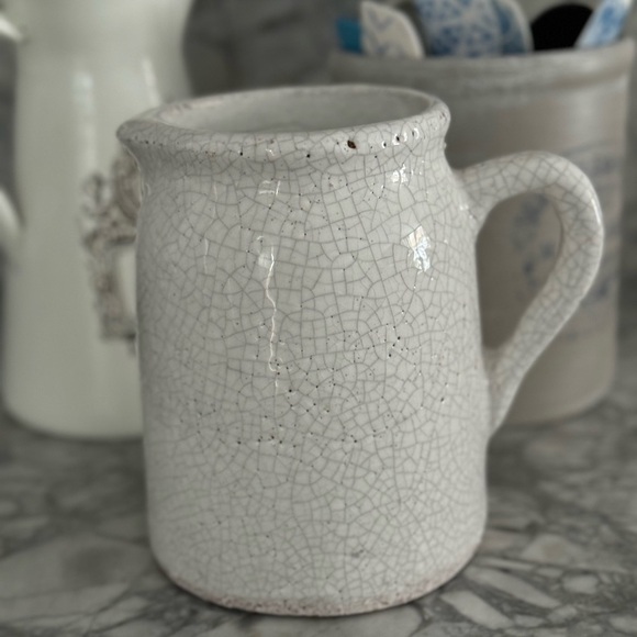 French Country Inspired Crackle Glazed Garden Jug - Picture 4 of 7